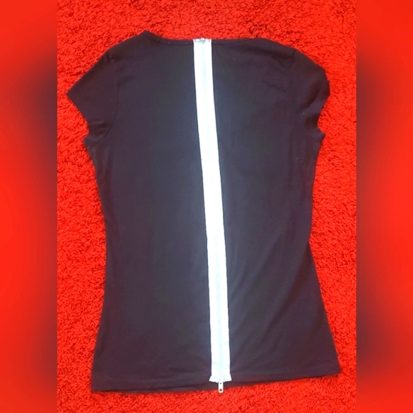 Women's Shirt - Picture 2 of 4